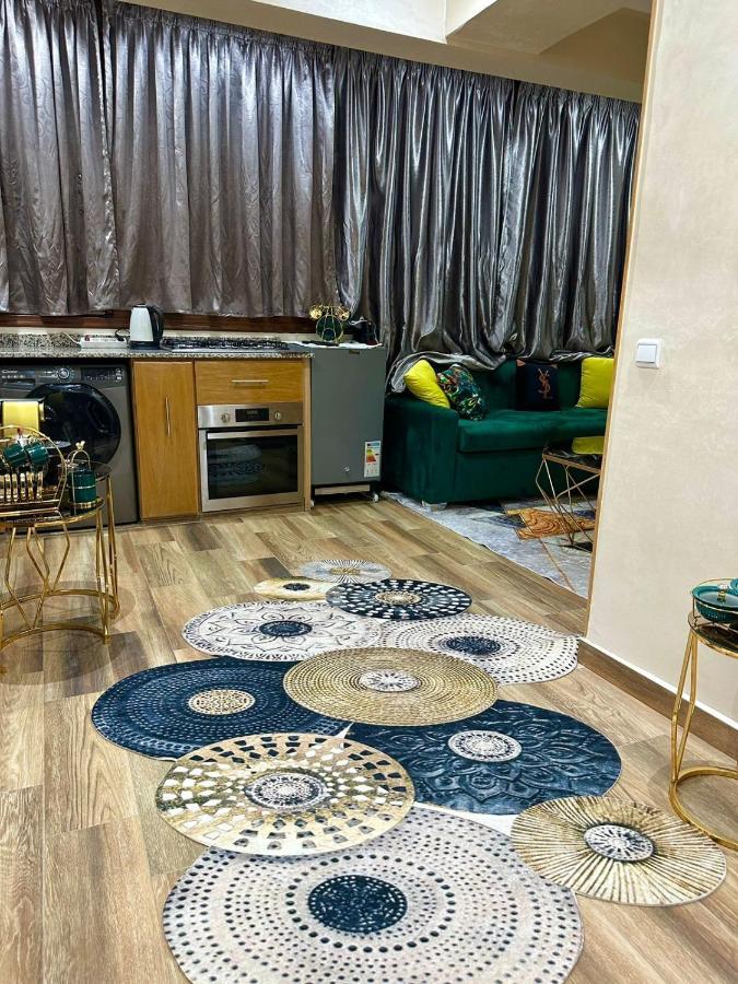 Appartement Au Centre Marrakech Marrakesh Bagian luar foto